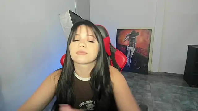 Snapshot of kiarafonseca_ chatting on 09.29.25 kiarafonseca  online show from 09.29.25