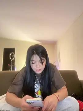 Snapshot of kiarafonseca_ chatting on 10.21.25 kiarafonseca  online show from 10.21.25