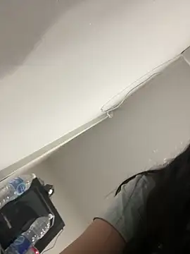 Snapshot of kiarafonseca_ chatting on 10.25.25 kiarafonseca  online show from 10.25.25