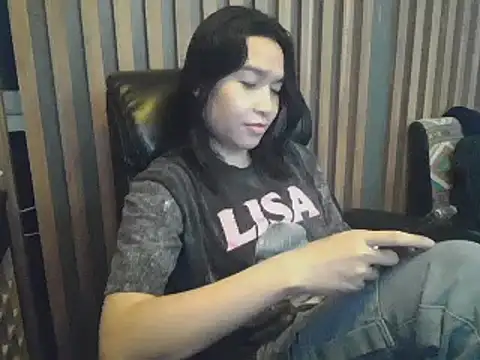 Snapshot of sara_kimoo chatting on 01.09.25 sara kimoo online show from 01.09.25