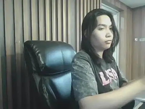 Snapshot of sara_kimoo chatting on 01.09.25 sara kimoo online show from 01.09.25