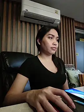 sara kimoo online show from 10.29.25