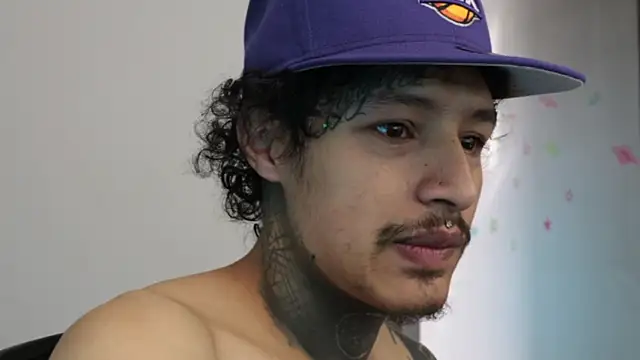 Snapshot of trieone chatting on 01.06.26 trieone online show from 01.06.26