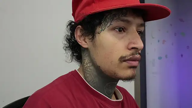 Snapshot of trieone chatting on 01.16.26 trieone online show from 01.16.26