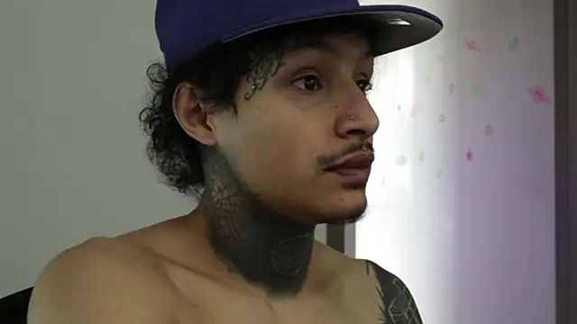 Snapshot of trieone chatting on 01.19.26 trieone online show from 01.19.26