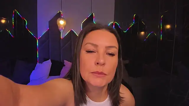 MilenaMellow online show from 10.15.25