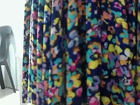 Snapshot of DelightDorothy34 chatting on 10.05.25 DelightDorothy34 online show from 10.05.25