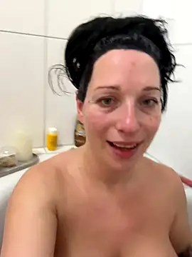 Viola Beck online show from 01.05.26