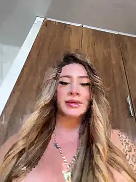 Snapshot of bunny_bicht chatting on 07.16.26 bunny bicht online show from 07.16.26