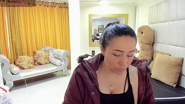 gaby trent online show from 02.27.25