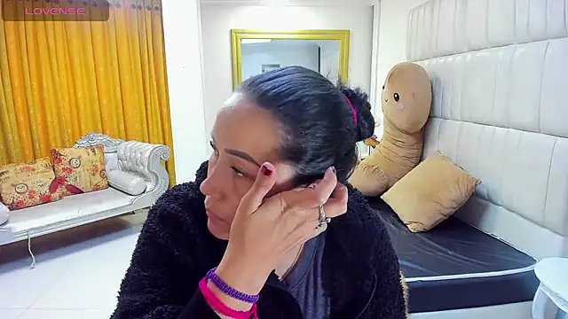 gaby trent online show from 03.18.25