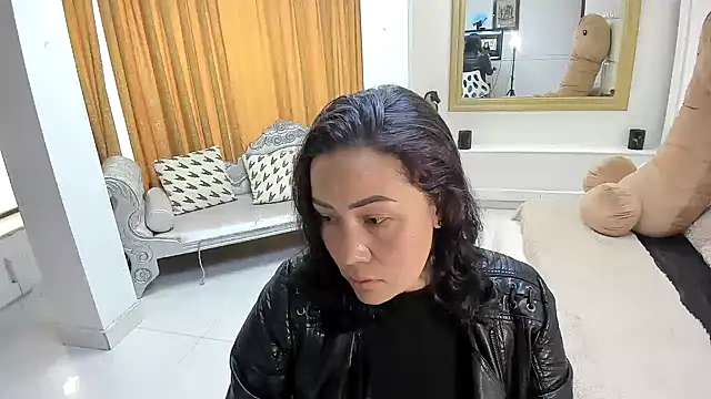 gaby trent online show from 04.14.26