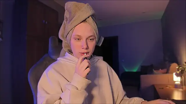 Rachel Ro online show from 12.20.24