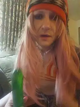 KandiK37 online show from 01.30.25