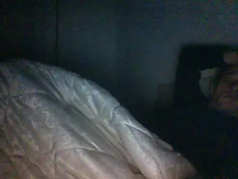 Snapshot of Orazi8 chatting on 02.15.26 Orazi8 online show from 02.15.26