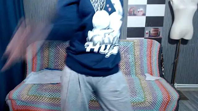 Snapshot of pa1e_pr1ncess chatting on 04.13.26 pa1e pr1ncess online show from 04.13.26