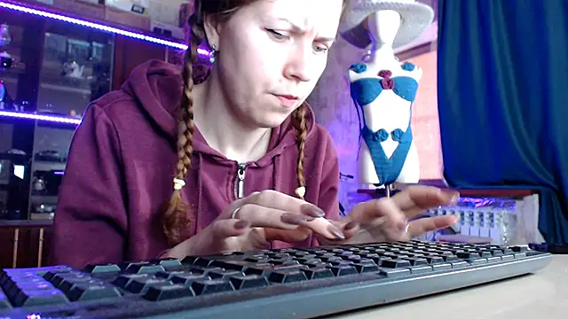Snapshot of pa1e_pr1ncess chatting on 04.26.26 pa1e pr1ncess online show from 04.26.26