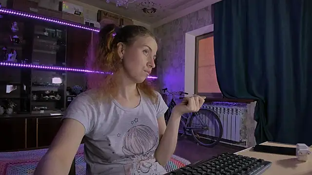 Snapshot of pa1e_pr1ncess chatting on 06.07.26 pa1e pr1ncess online show from 06.07.26