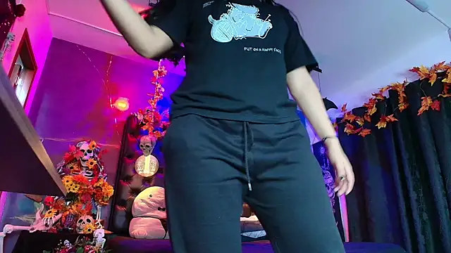 AlexHoe  online show from 09.23.25