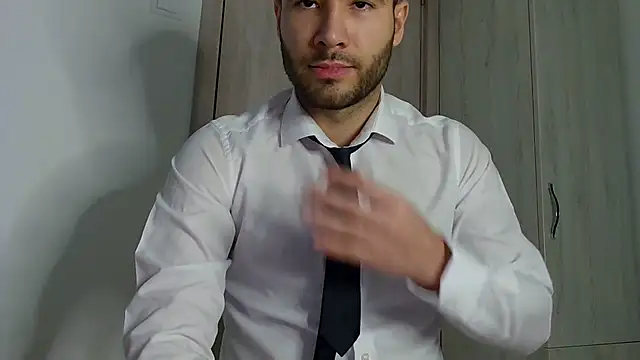 Justynn1 online show from 01.28.25