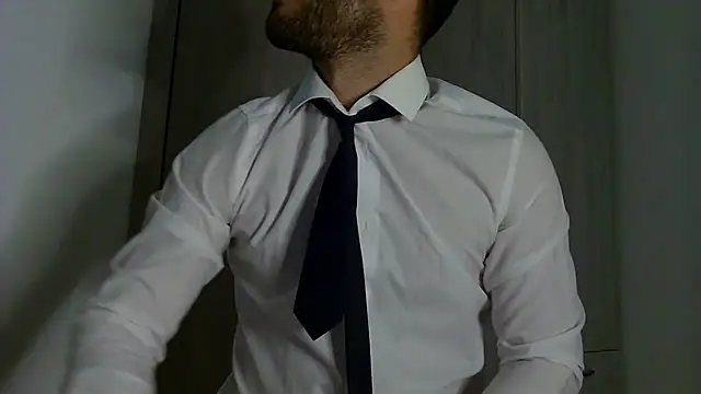 Justynn1 online show from 10.16.25