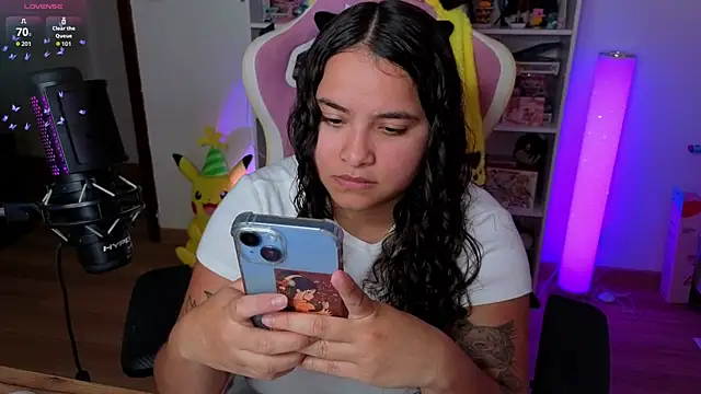 Snapshot of Sweet_sully__ chatting on 10.06.25 Sweet sully   online show from 10.06.25