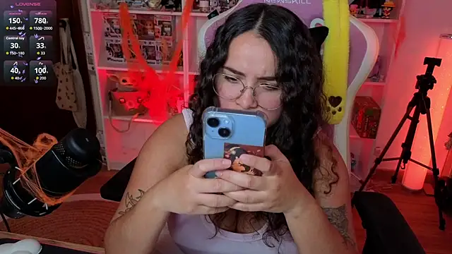 Snapshot of Sweet_sully__ chatting on 10.19.25 Sweet sully   online show from 10.19.25