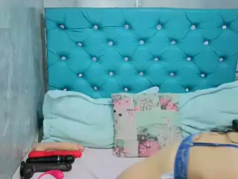 MAARYMOON online show from 02.19.25