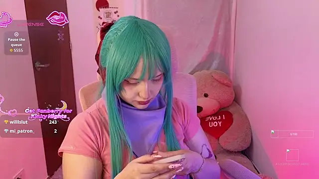 KuroChan420 online show from 10.24.25