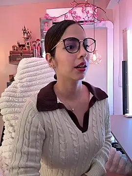 Zoe Bae online show from 02.06.26