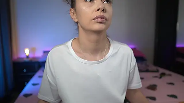 TiffanyPierce online show from 11.25.25