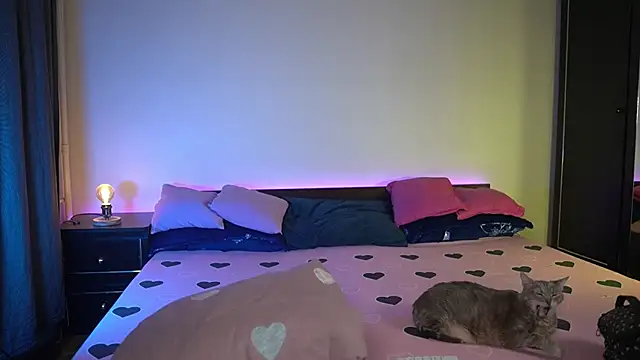 TiffanyPierce online show from 11.27.25