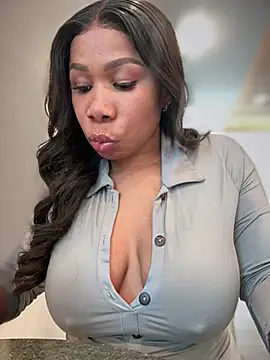 Belle    online show from 02.15.25