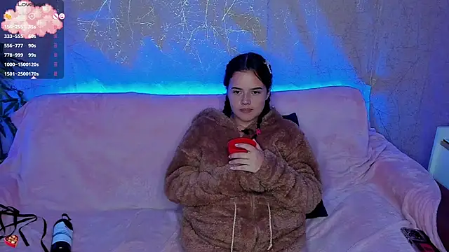 Snapshot of Shyfantasies chatting on 02.23.25 Shyfantasies online show from 02.23.25