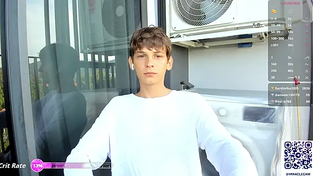 Snapshot of MiracleCam chatting on 10.16.25 MiracleCam online show from 10.16.25