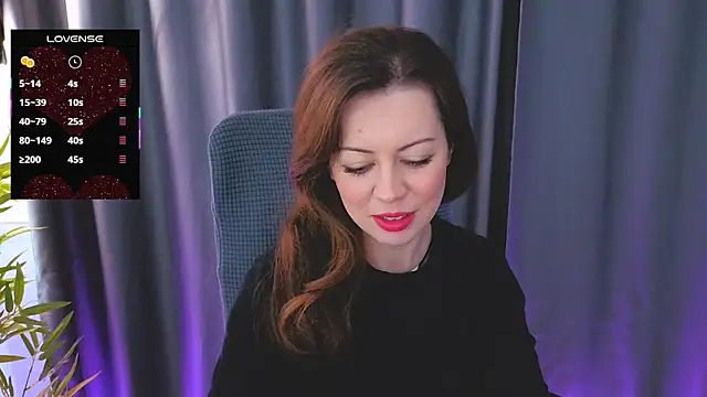 GirlfriendNina online show from 02.13.26