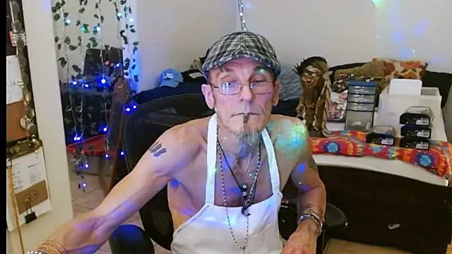 mycock2474u online show from 03.03.25