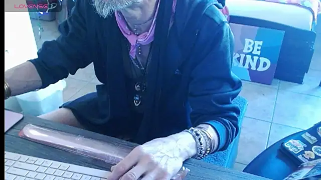 mycock2474u online show from 03.19.25