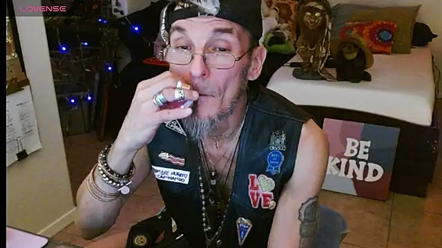 mycock2474u online show from 03.21.25