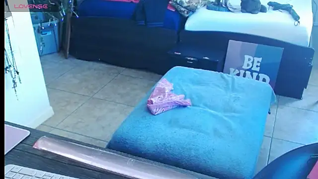 mycock2474u online show from 03.21.25