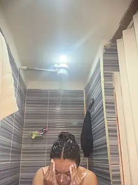 Snapshot of carolgaita chatting on 02.17.26 carolgaita online show from 02.17.26