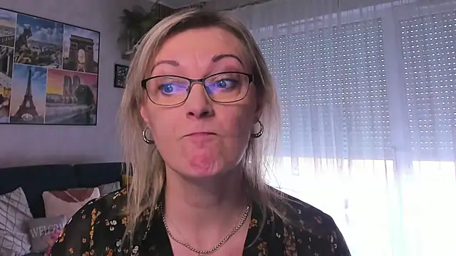 vanessa chat online show from 03.05.25