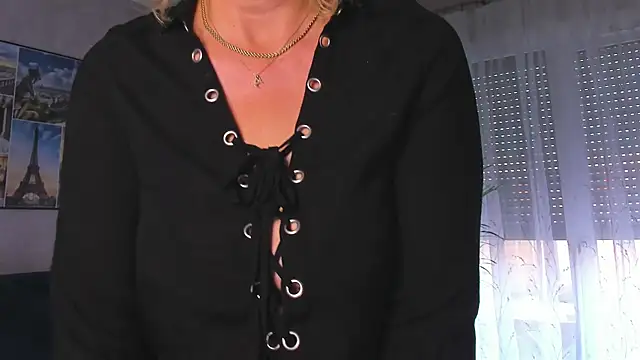 vanessa chat online show from 11.04.25