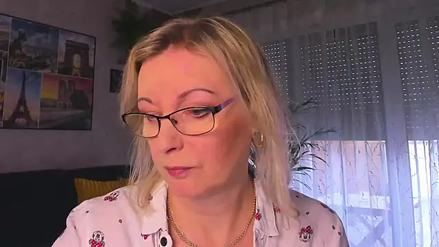 Snapshot of vanessa_chat chatting on 02.17.26 vanessa chat online show from 02.17.26