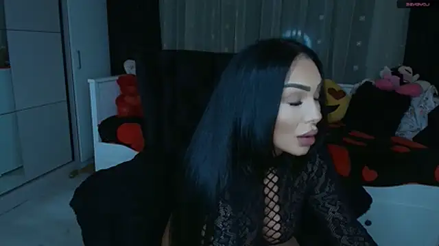 Snapshot of mistress_meryem chatting on 04.24.26 mistress meryem online show from 04.24.26