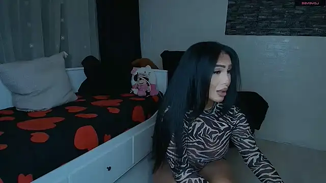 Snapshot of mistress_meryem chatting on 05.28.26 mistress meryem online show from 05.28.26