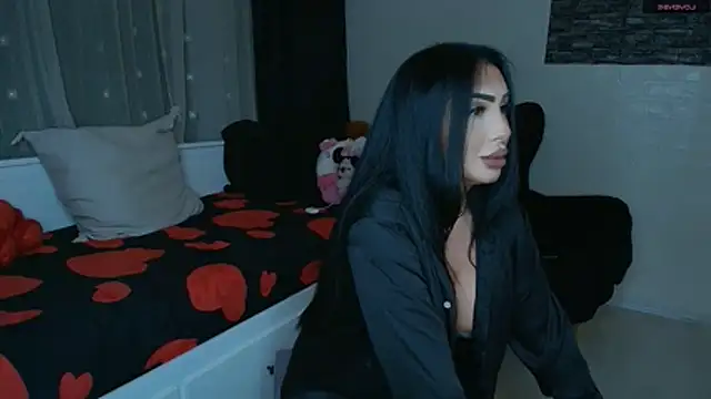 Snapshot of mistress_meryem chatting on 06.05.26 mistress meryem online show from 06.05.26