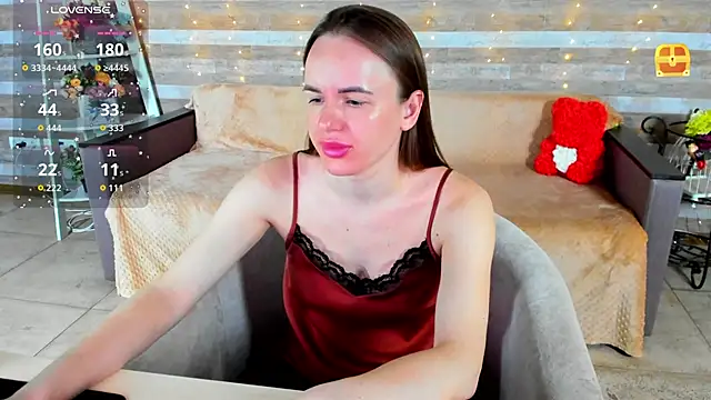 Snapshot of SusanSmit chatting on 05.16.26 SusanSmit online show from 05.16.26