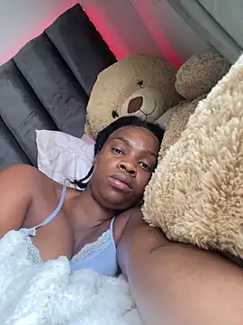 LuciousLips96 online show from 03.04.26