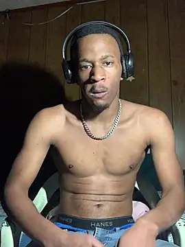 Tristris100 online show from 12.13.24